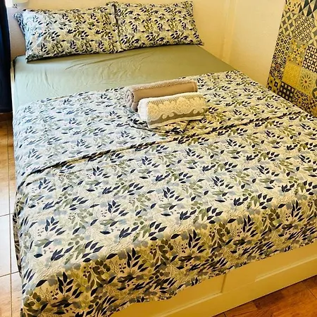 Boutique Flat With Terrace Apartman